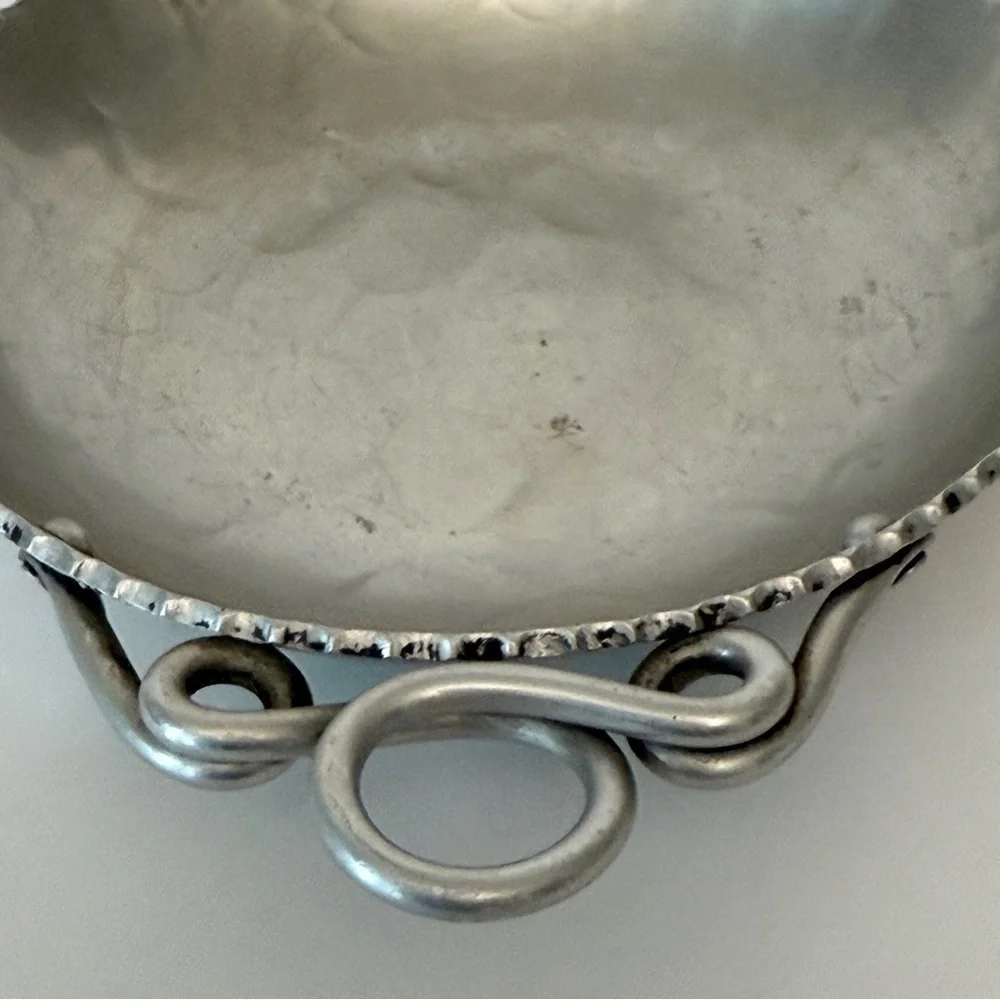 Vintage Buenilum Hammered Aluminum Metal Bowl Scroll Handles